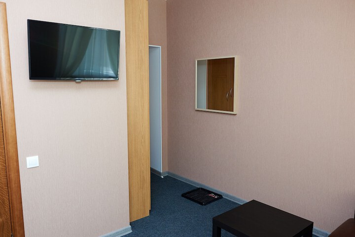 Room 23 of 53