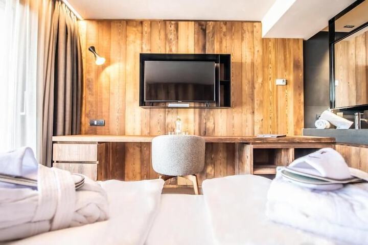 Room 21 of 51