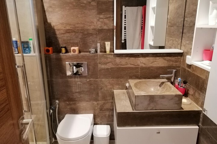 Room 20 of 30