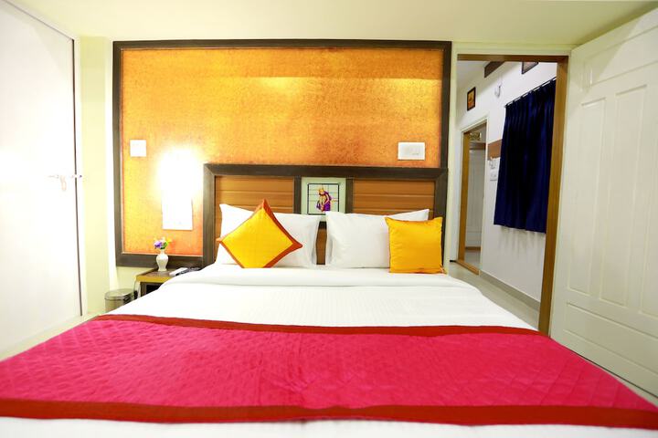 Room 7 of 63