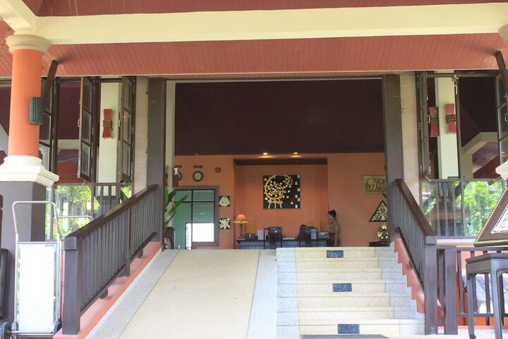 Hotel 3 of 136