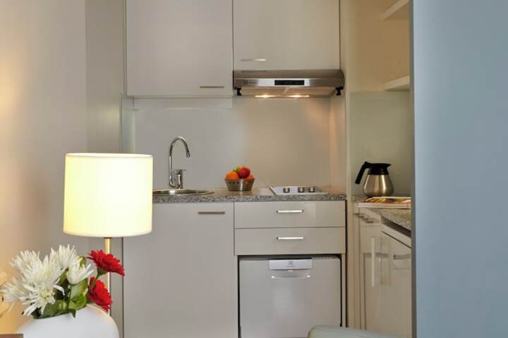 Private kitchenette