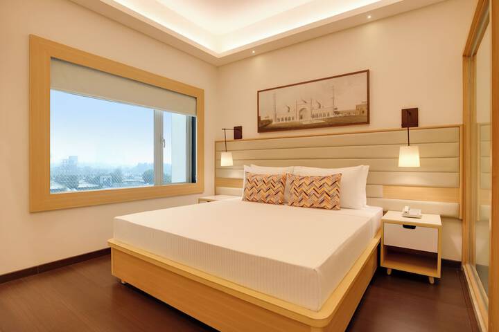Room 12 of 61