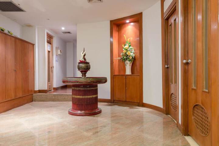 Hotel Interior 142 of 210