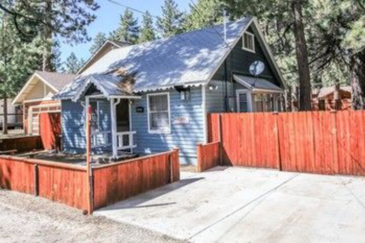 Peak Lane Retreat VR