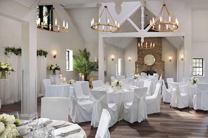 Ballroom/Hall 44 of 48