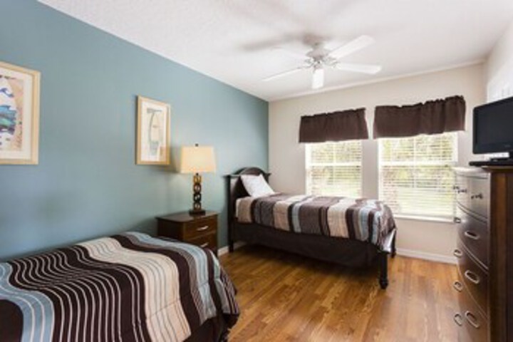 Room 53 of 108