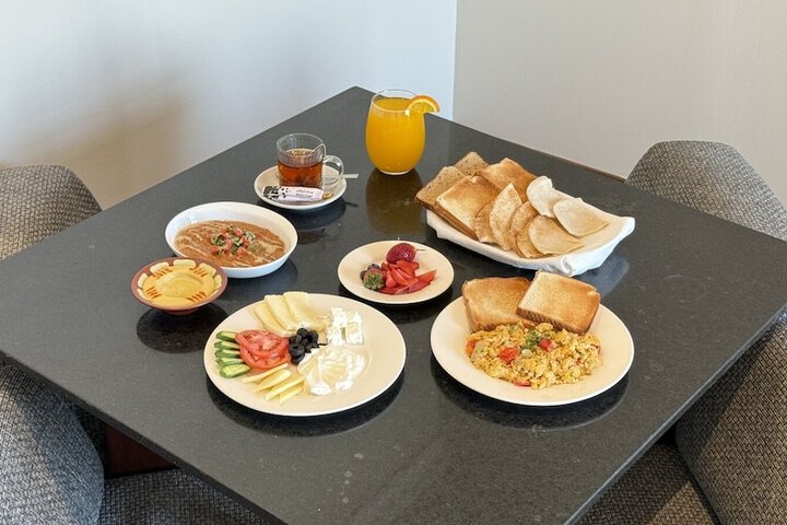Breakfast/Coffee Service 29 of 37