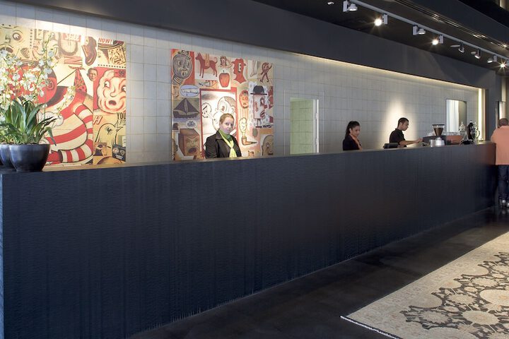 Guest Lobby