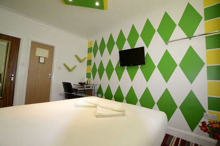 Room 13 of 58