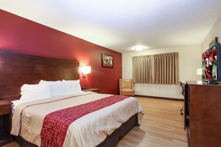 Room 11 of 25