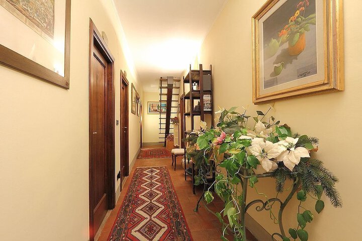 Ballroom/Hall 29 of 46
