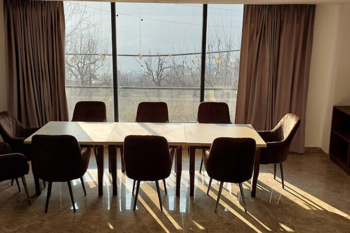 Room 15 of 23