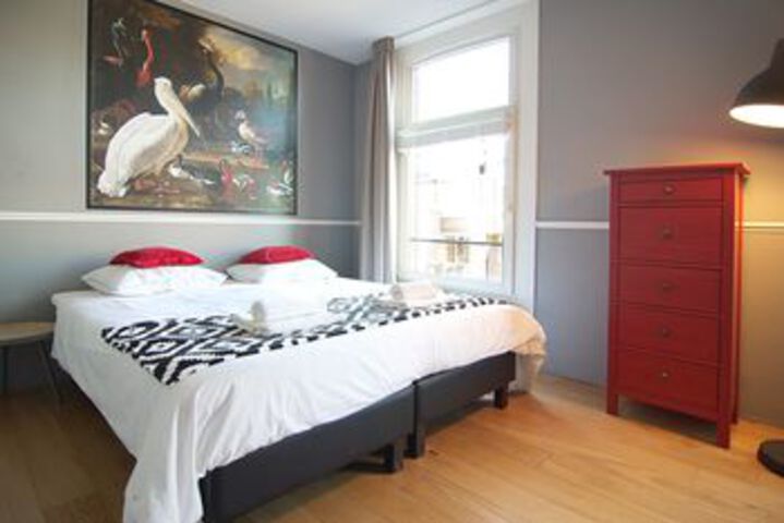 Room 21 of 42