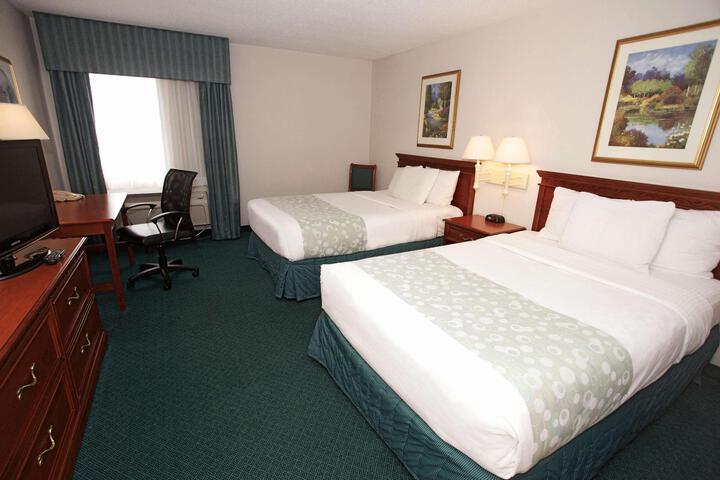 2 Double Beds Deluxe Room Pet Friendly (2 of 9)