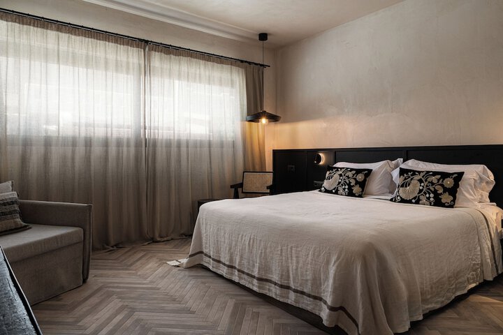 Room 7 of 41