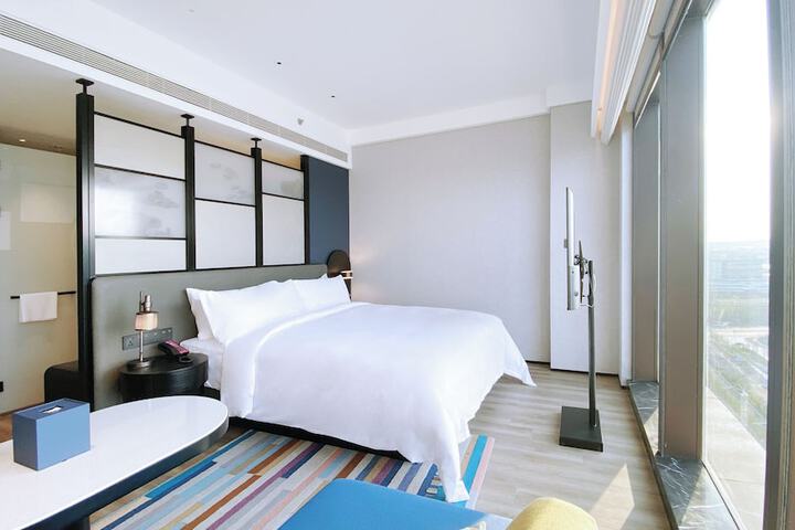 Room 20 of 43