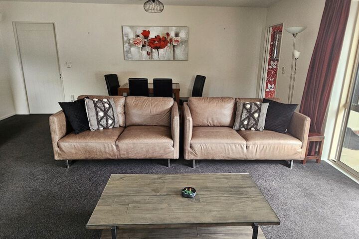 Room 25 of 42