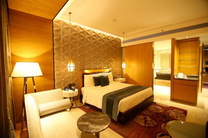 Room 8 of 61