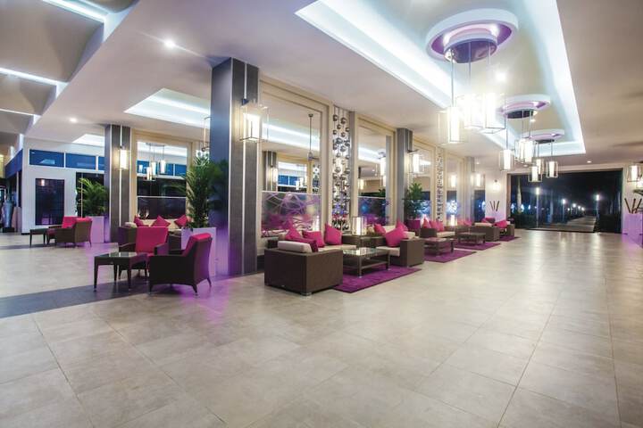 Hotel Interior 4 of 108