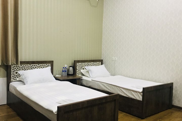 Room 3 of 23