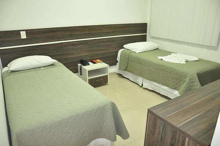 Room 13 of 42