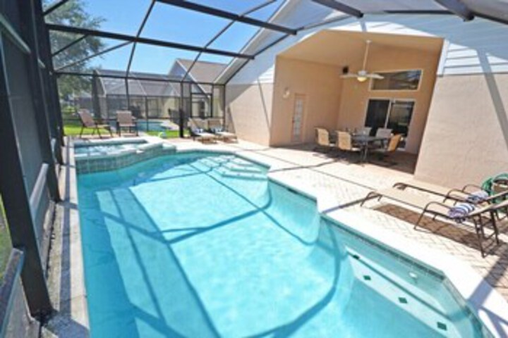 Pool 37 of 83