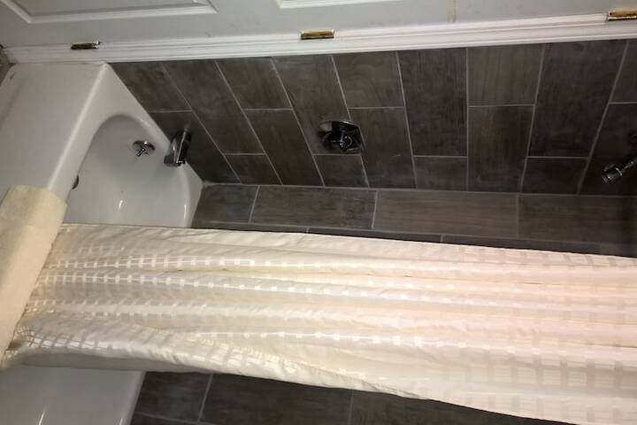 Room 15 of 26