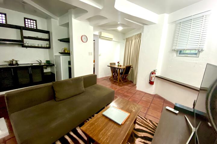 Room 201 of 403