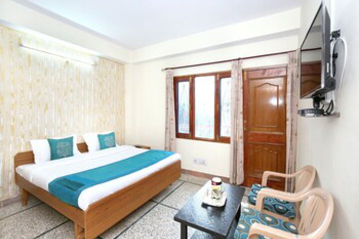 Room 21 of 25