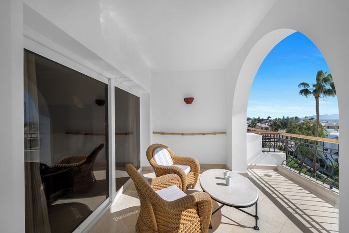 Terrace/Patio 71 of 176