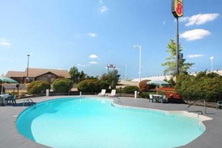 Pool 46 of 48