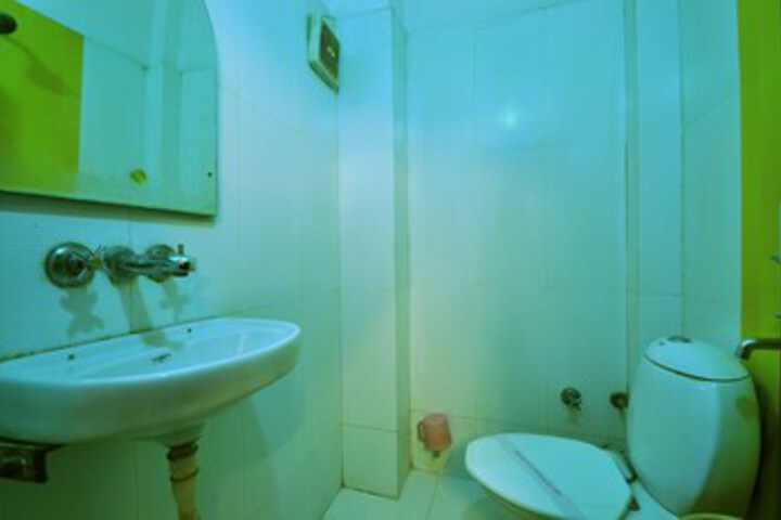 Room 21 of 26