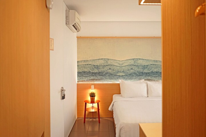 Room 21 of 55