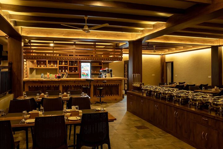 Dining 49 of 91