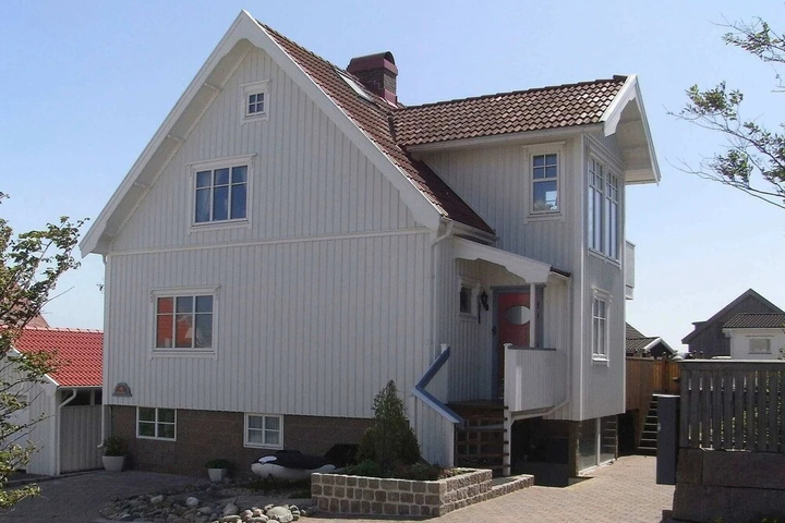 2 Person Holiday Home in Kungshamn