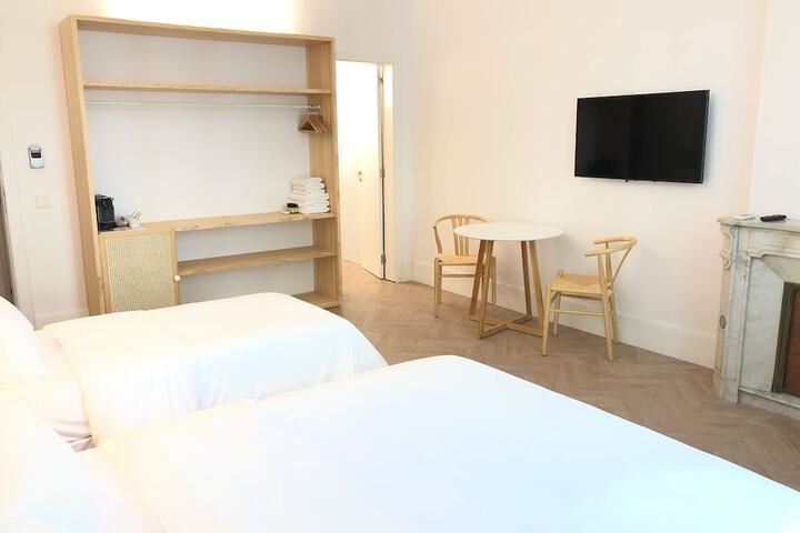 Room 18 of 61