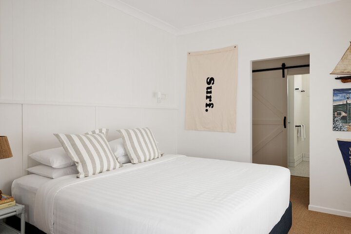 Room 76 of 109