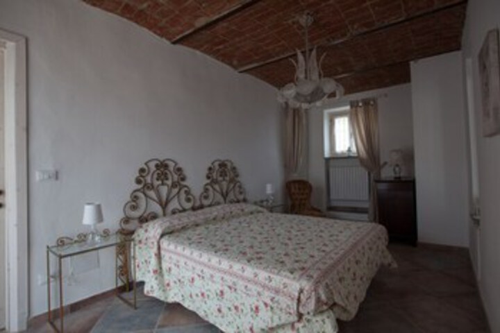 Room 20 of 25