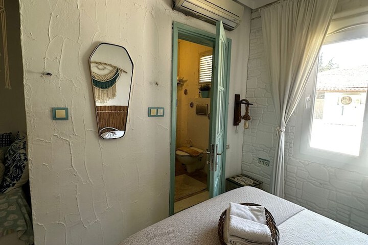 Room 48 of 54