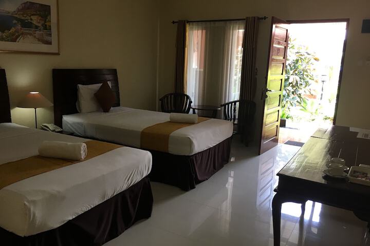 Room 13 of 39