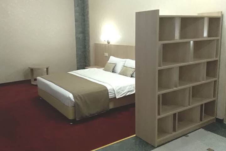 Room 26 of 41