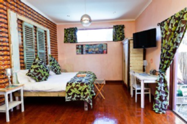 Room 80 of 252