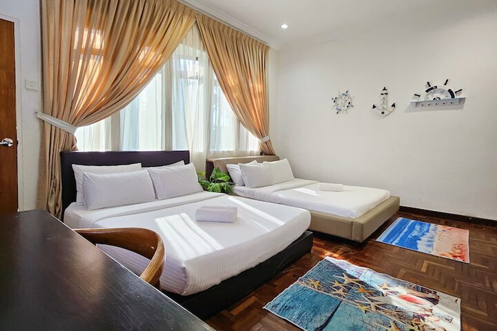 Room 10 of 62