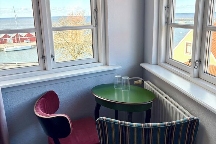 Room 20 of 39