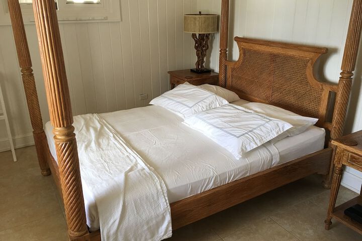 Room 11 of 60