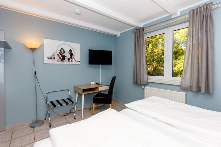 Room 15 of 54