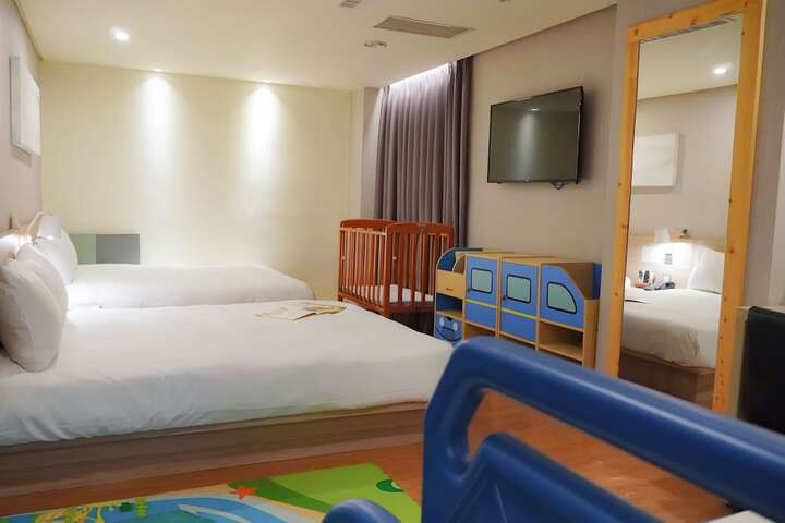 Room 38 of 88
