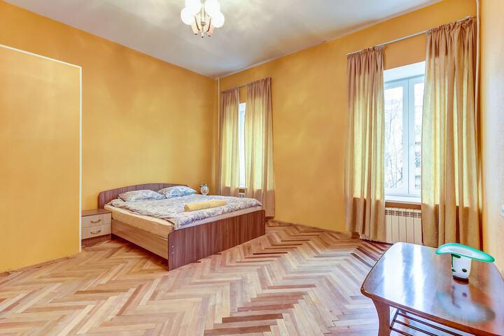 Room 14 of 34