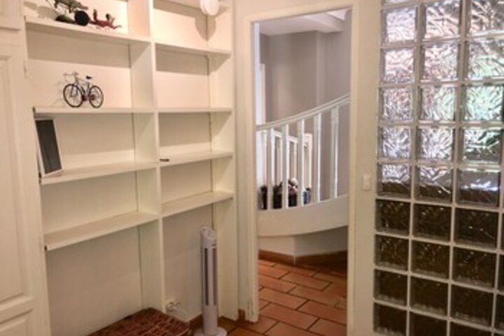 Room 20 of 49